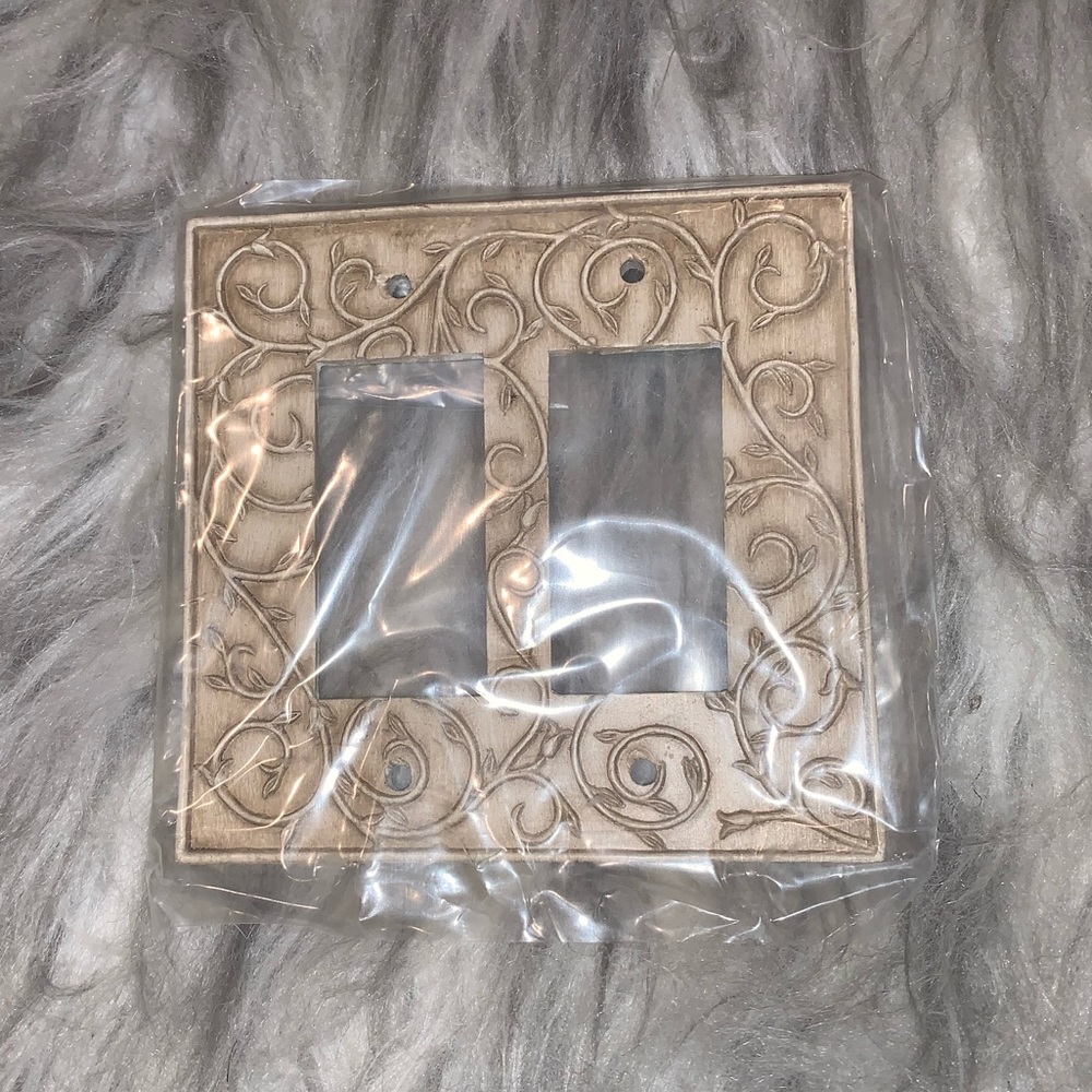 Meriville Switch Plate Cover